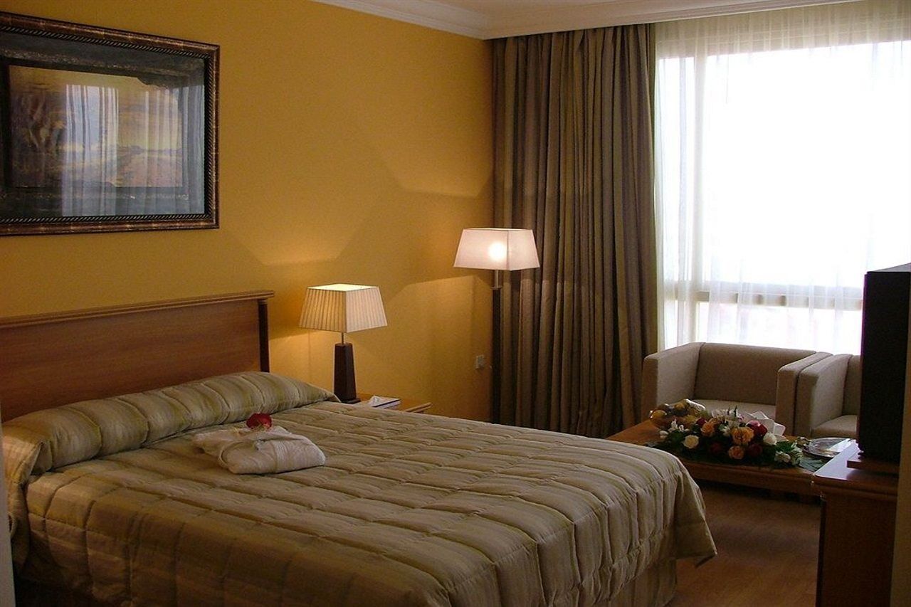 Le Royal Express Salmiya Hotel Kültér fotó
