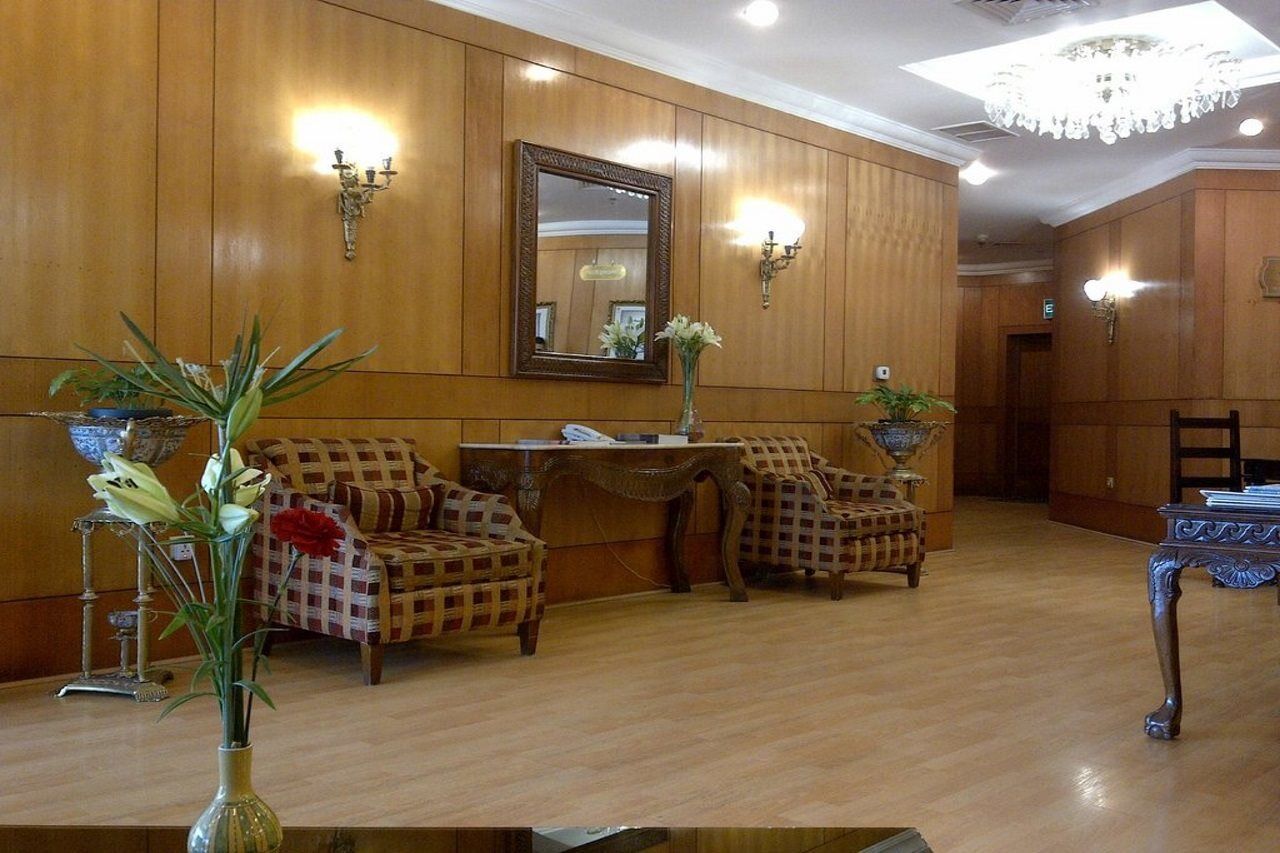 Le Royal Express Salmiya Hotel Kültér fotó
